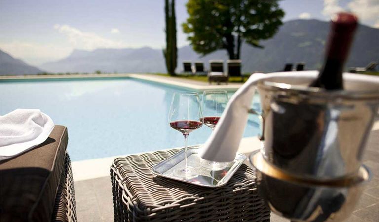  Hotel Der Küglerhof – The Panoramic Lodge 39019 Dorf Tirol bei Meran in Südtirol
