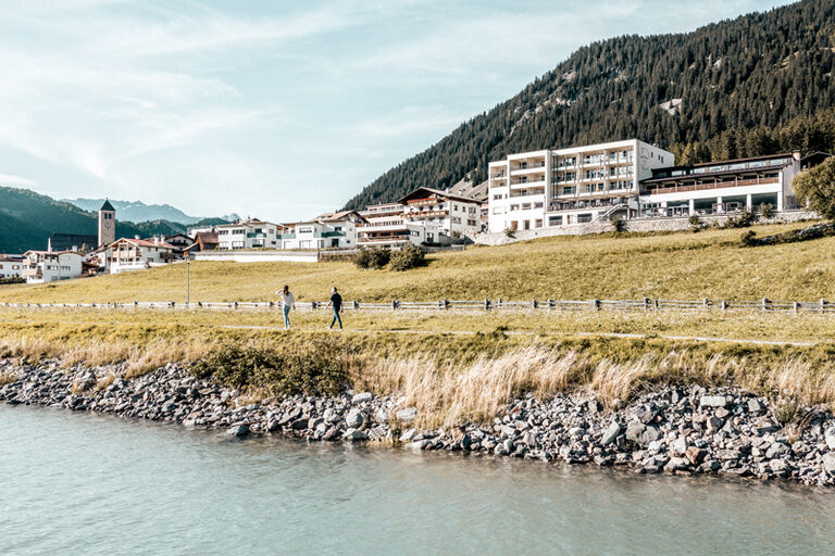  Seehotel Panorama Relax 39027 Reschen am See in Südtirol
