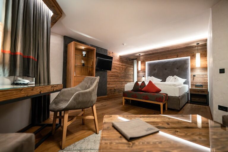  Panoramahotel Watles 39024 Mals - Vinschgau in Südtirol

