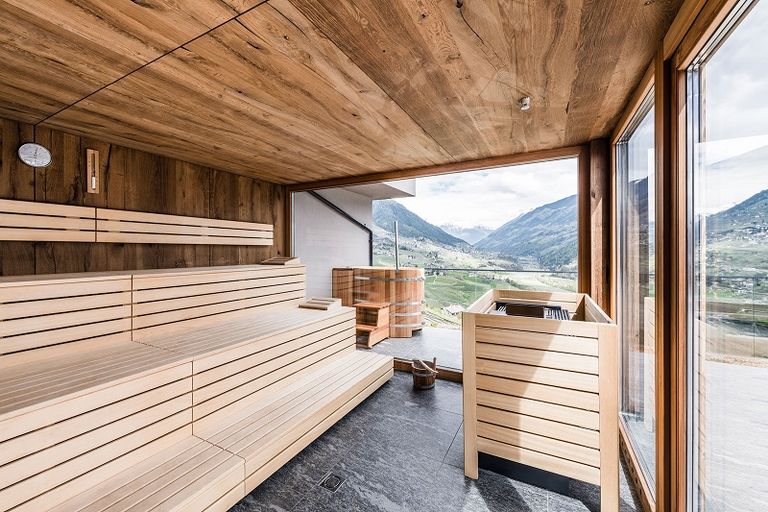  VINEA - Suites & Apartments 39019 Dorf Tirol bei Meran in Südtirol
