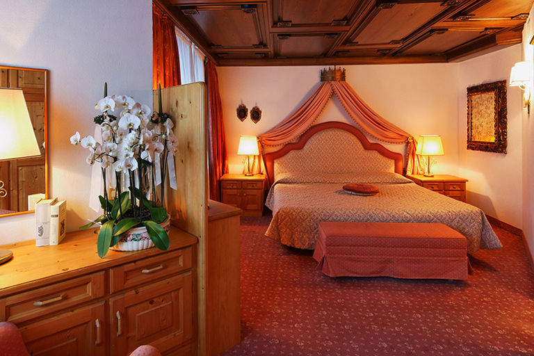  Hotel Sassongher 39033 Corvara - Gadertal - Dolomiten in Südtirol
