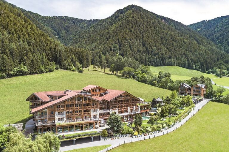 4 Sterne S Naturhotel Lüsnerhof 39040 Lüsen bei Brixen - Eisacktal in Südtirol
