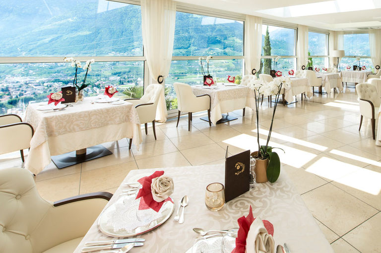  Wellnesshotel Sonnbichl 39019 Dorf Tirol bei Meran, Meranerland in Südtirol
