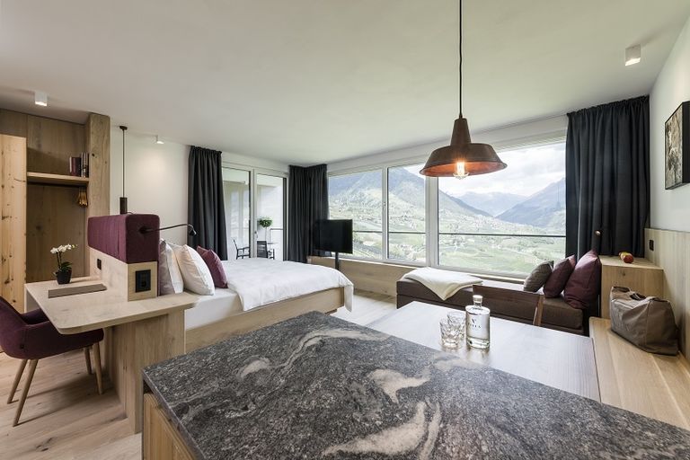  VINEA - Suites & Apartments 39019 Dorf Tirol bei Meran in Südtirol
