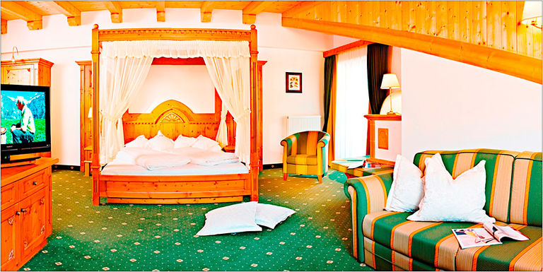 SAVOY DOLOMITES LUXURY SPA HOTEL 39048 Wolkenstein in Gröden - Grödental - Dolomiten in Südtirol
