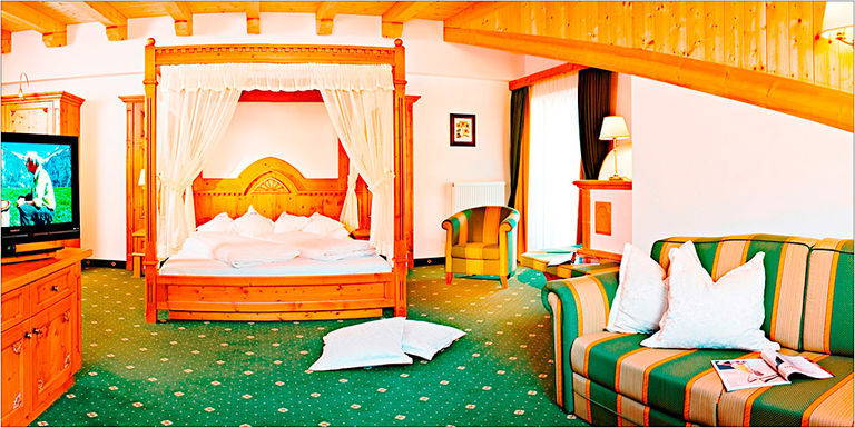  SAVOY DOLOMITES LUXURY HOTEL 39048 Wolkenstein in Gröden - Grödental - Dolomiten in Südtirol
