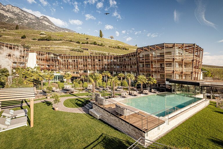 5 Stars Lake SPA Hotel SEELEITEN   nel Tirolo del Sud
