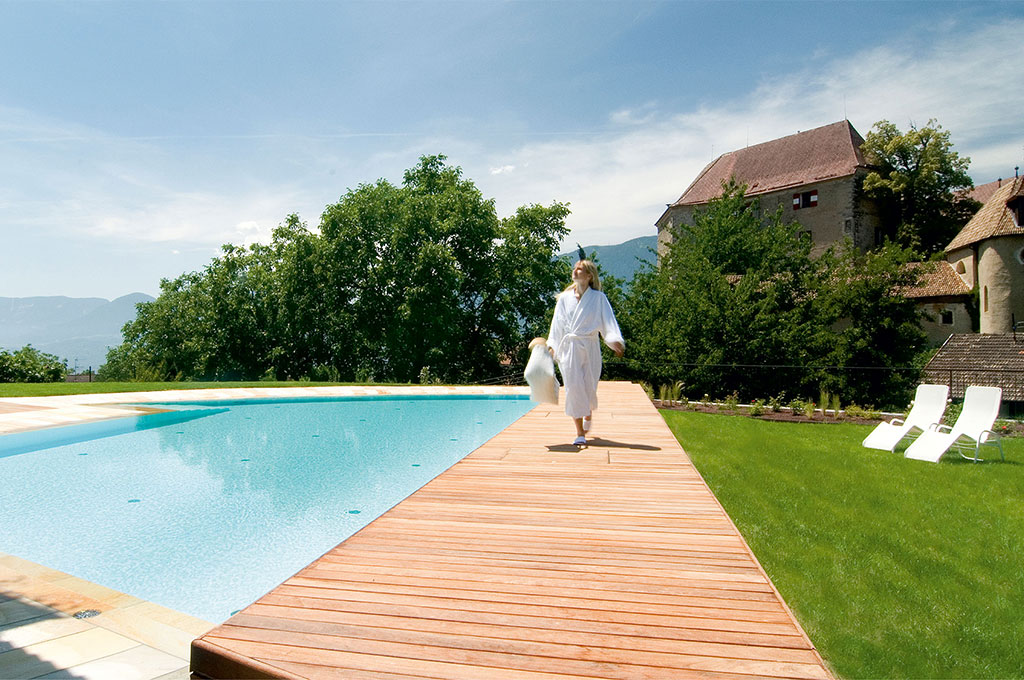 4 Sterne Baumgartner's Blumenhotel 39017 Schenna - Meran - Meranerland in Südtirol
