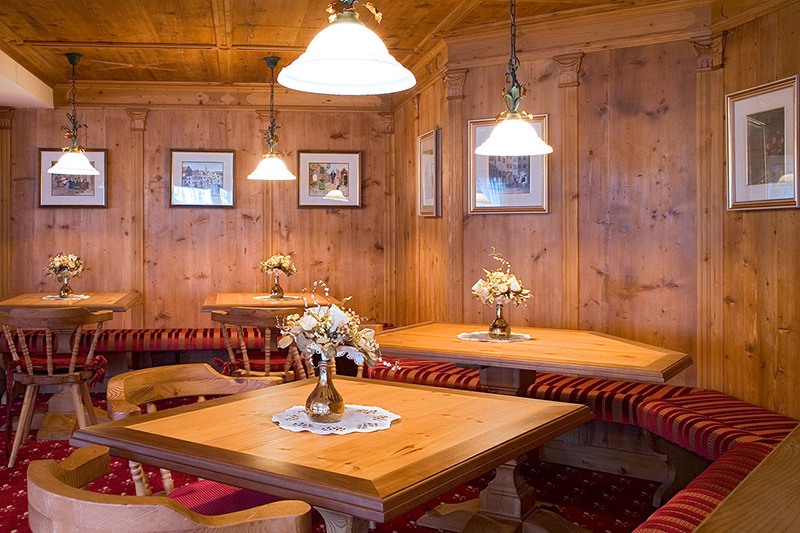  Hotel Sassongher 39033 Corvara - Gadertal - Dolomiten in Südtirol
