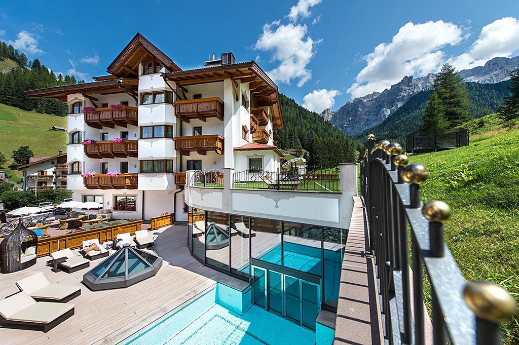  SAVOY DOLOMITES LUXURY HOTEL 39048 Wolkenstein in Gröden - Grödental - Dolomiten in Südtirol

