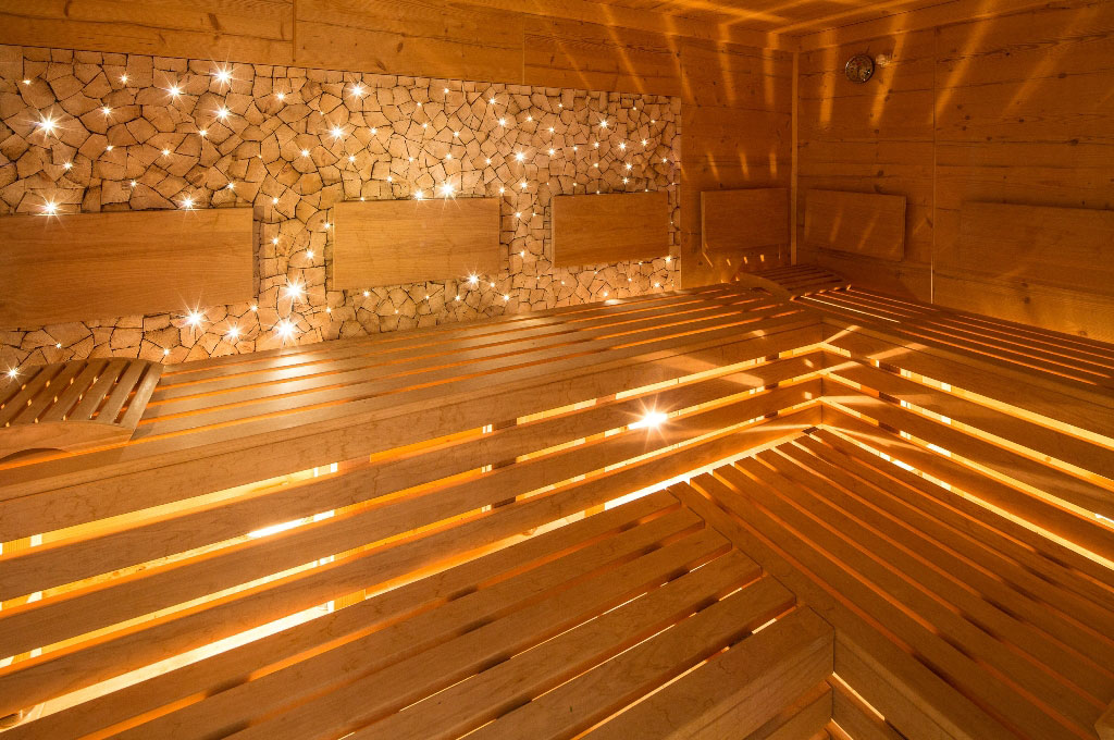 Sonnenhotel Adler 39040 Villanders - Eisacktal in Südtirol
  Sonnenhotel Adler 39040 Villanders - Eisacktal in Südtirol