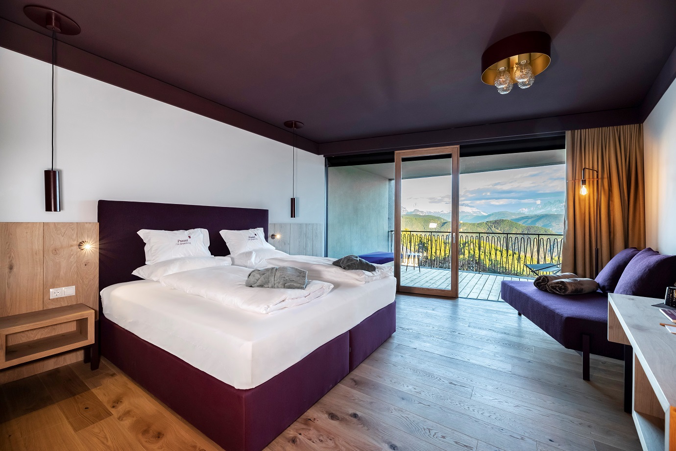 Hotel Schönblick Belvedere 39050 Jenesien bei Bozen in Südtirol
  Hotel Schönblick Belvedere 39050 Jenesien bei Bozen in Südtirol