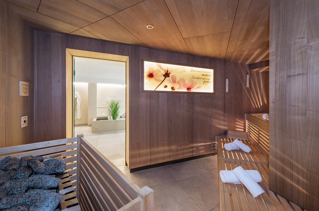  Baumgartner's Blumenhotel 39017 Schenna - Meran - Meranerland in Südtirol
