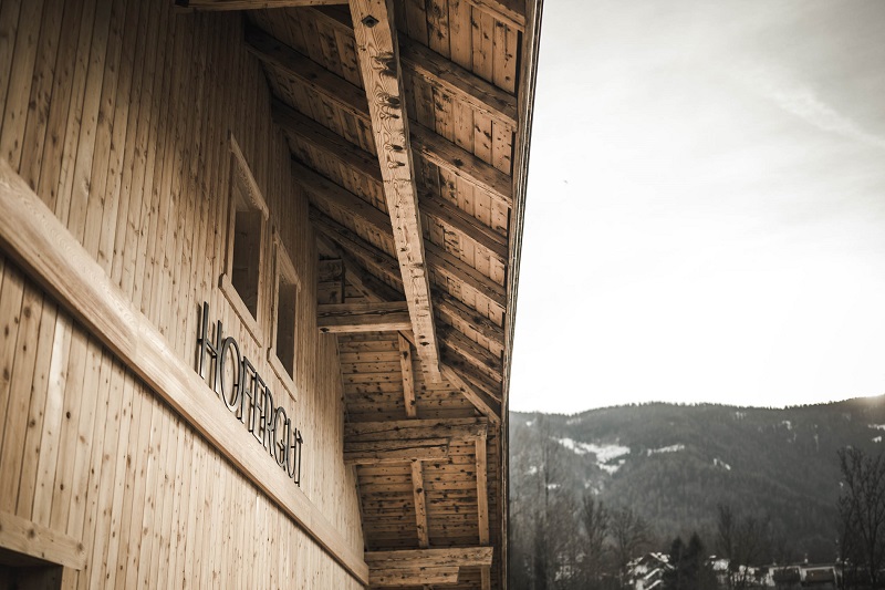  Hofergut - Suites & Apartments 39031 Reischach-Kronplatz in Südtirol
