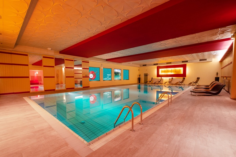  SCHLOSSHOF. CHARME STYLE HOTEL 39011 Lana bei Meran in Südtirol
