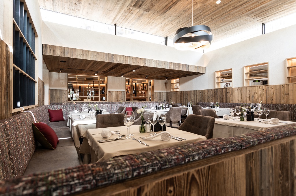  Hotel Traube Post 39027 Graun - Vinschgau in Südtirol
