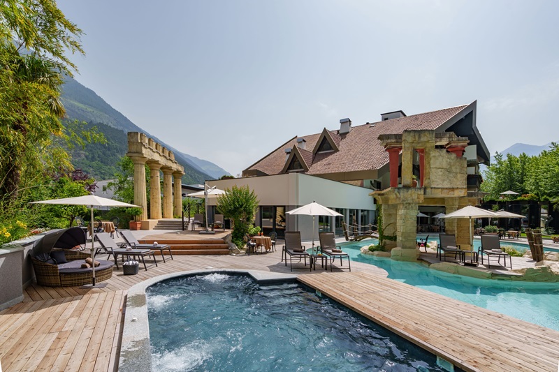 First Class Hotel Vier Jahreszeiten 39028 Schlanders - Vinschgau in Südtirol
  First Class Hotel Vier Jahreszeiten 39028 Schlanders - Vinschgau in Südtirol