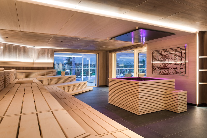 Weinegg Wellviva Resort 39050 Girlan-Eppan an der Weinstraße in Südtirol
  Weinegg Wellviva Resort 39050 Girlan-Eppan an der Weinstraße in Südtirol